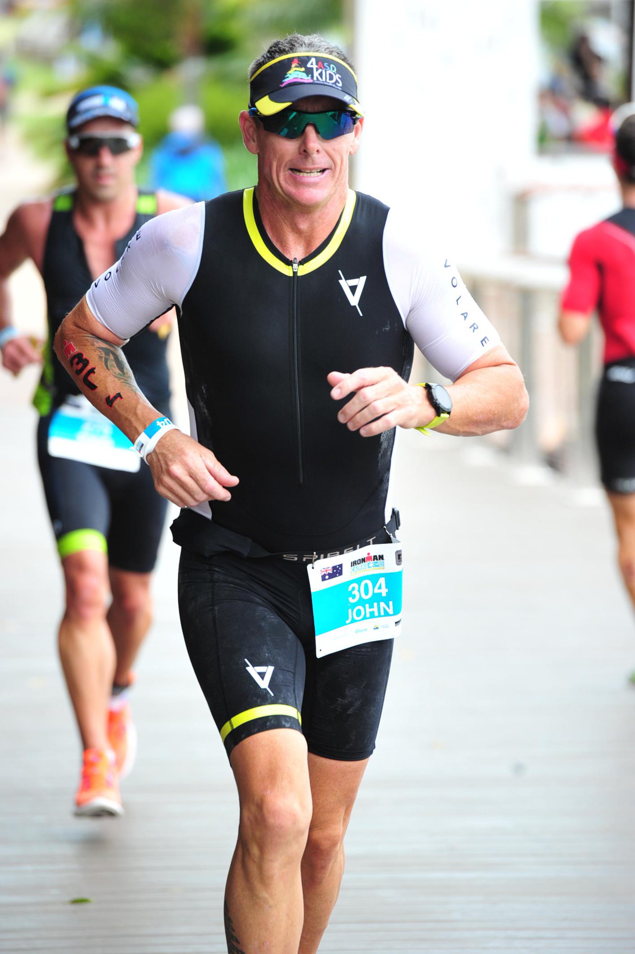 Mens Sleeved Tri Suit – Volare Sports